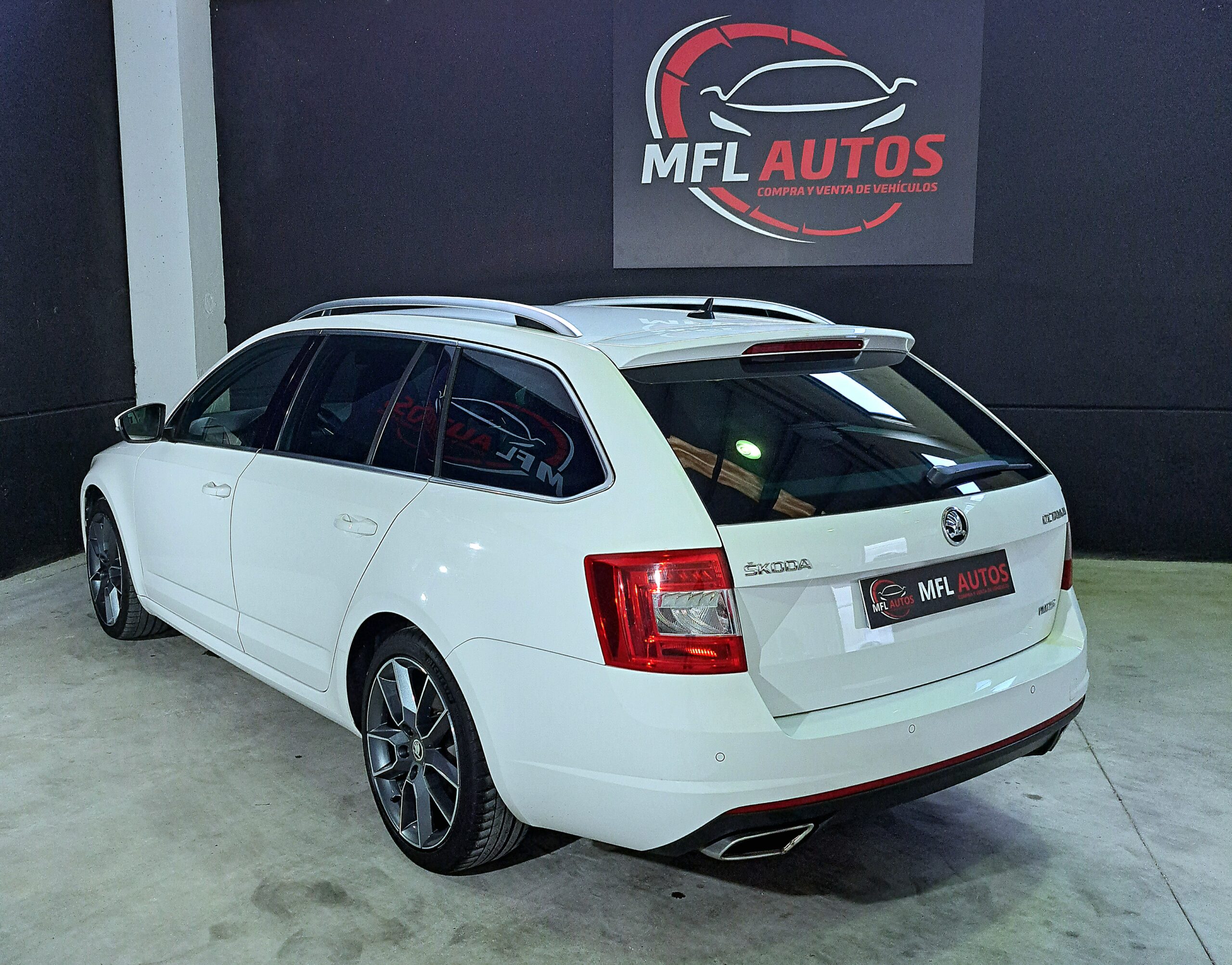 SKODA OCTAVIA COMBI RS