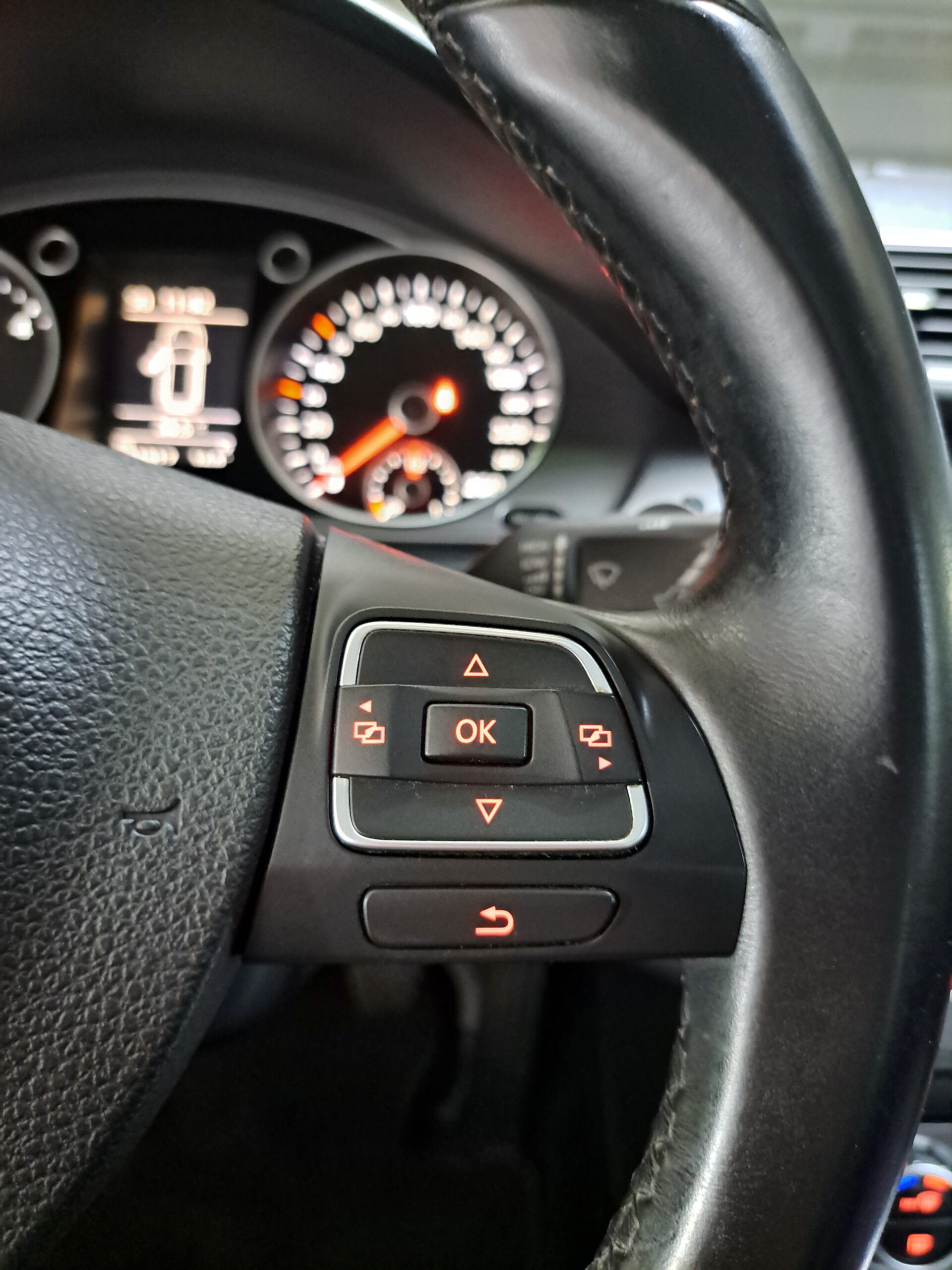 VOLKSWAGEN PASSAT VARIANT 2.0 TDI 140 CV
