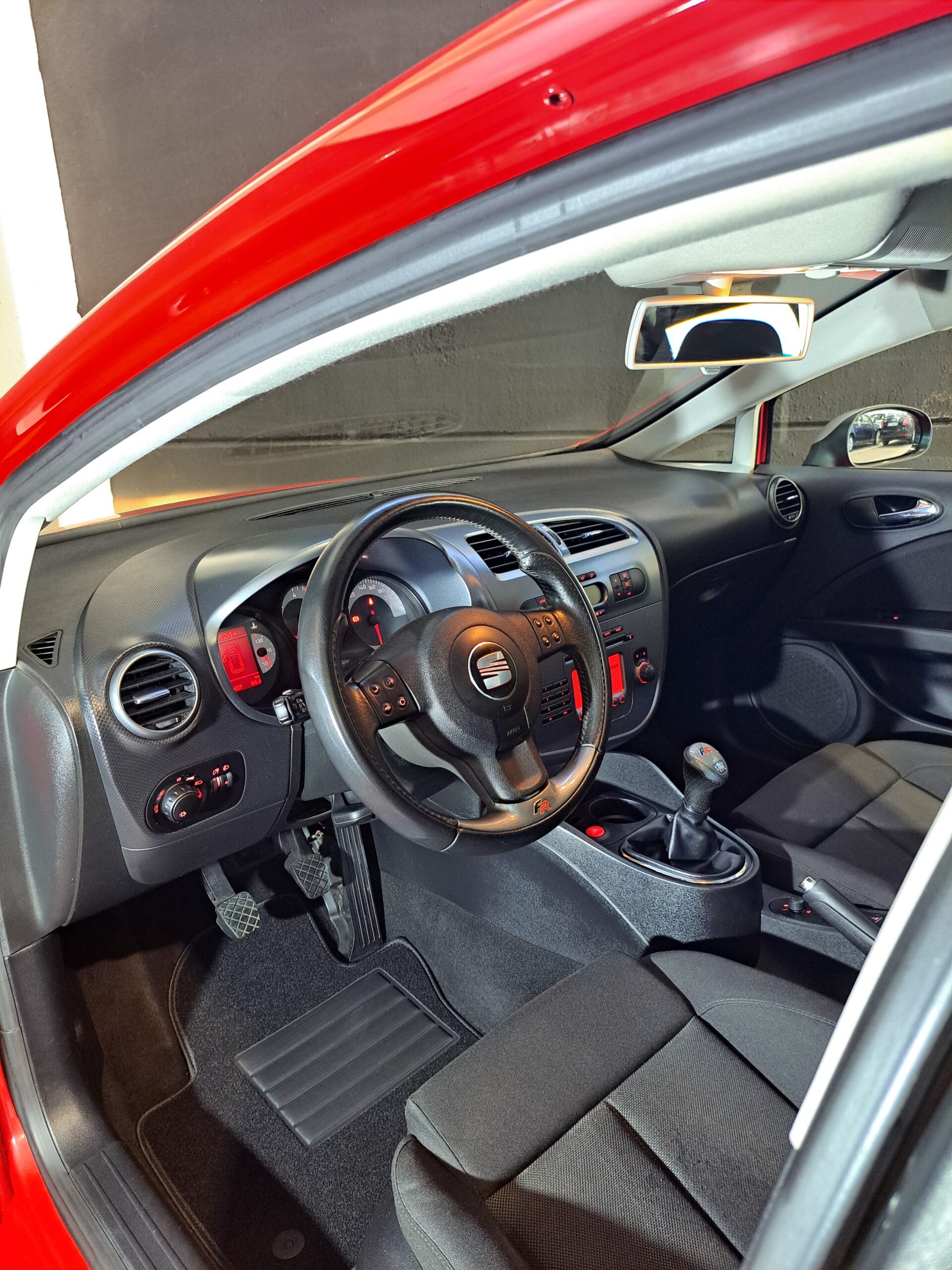 SEAT LEON FR1 2.0 TDI 170 CV